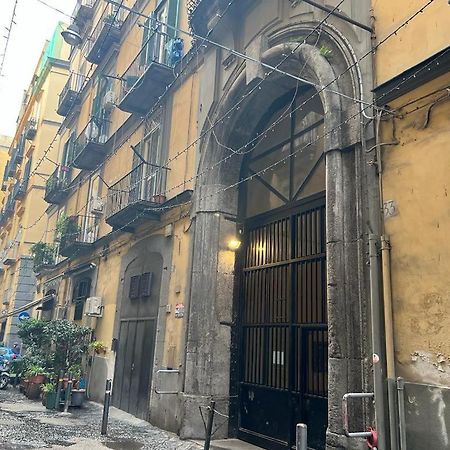 La Chicca Appartamento Intero Nei Quartieri Spagnoli Napoli Eksteriør billede