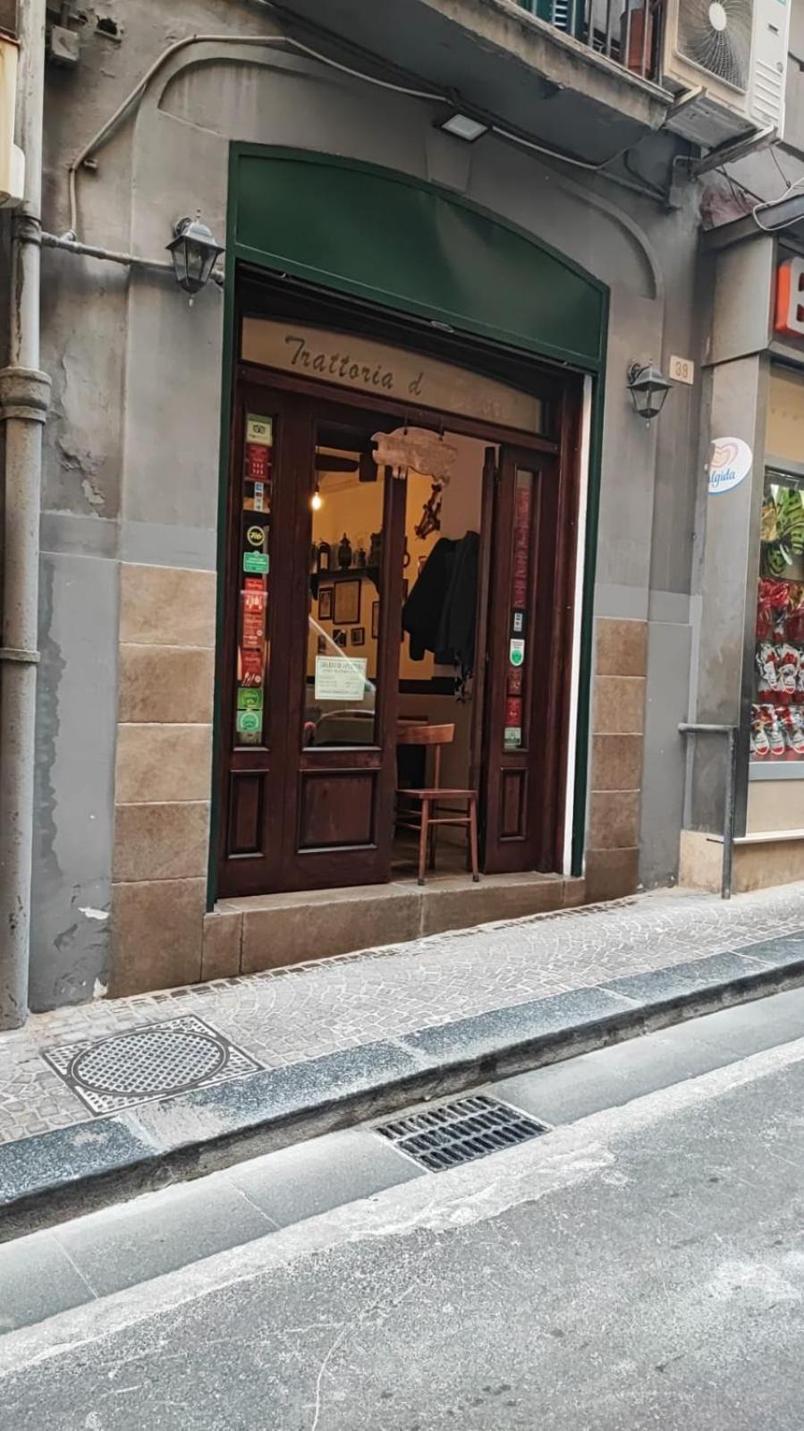 La Chicca Appartamento Intero Nei Quartieri Spagnoli Napoli Eksteriør billede